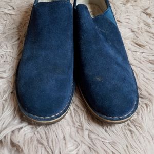 Navy Ugg Shoes